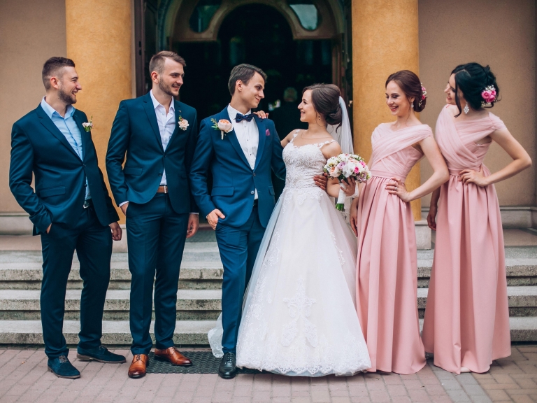 Esküvőre vagy hivatalos?